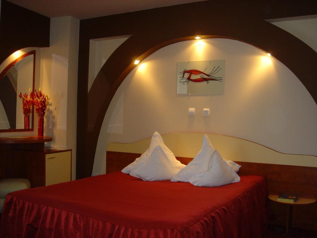 Hotel Kleyn Κονστάντζα Εξωτερικό φωτογραφία